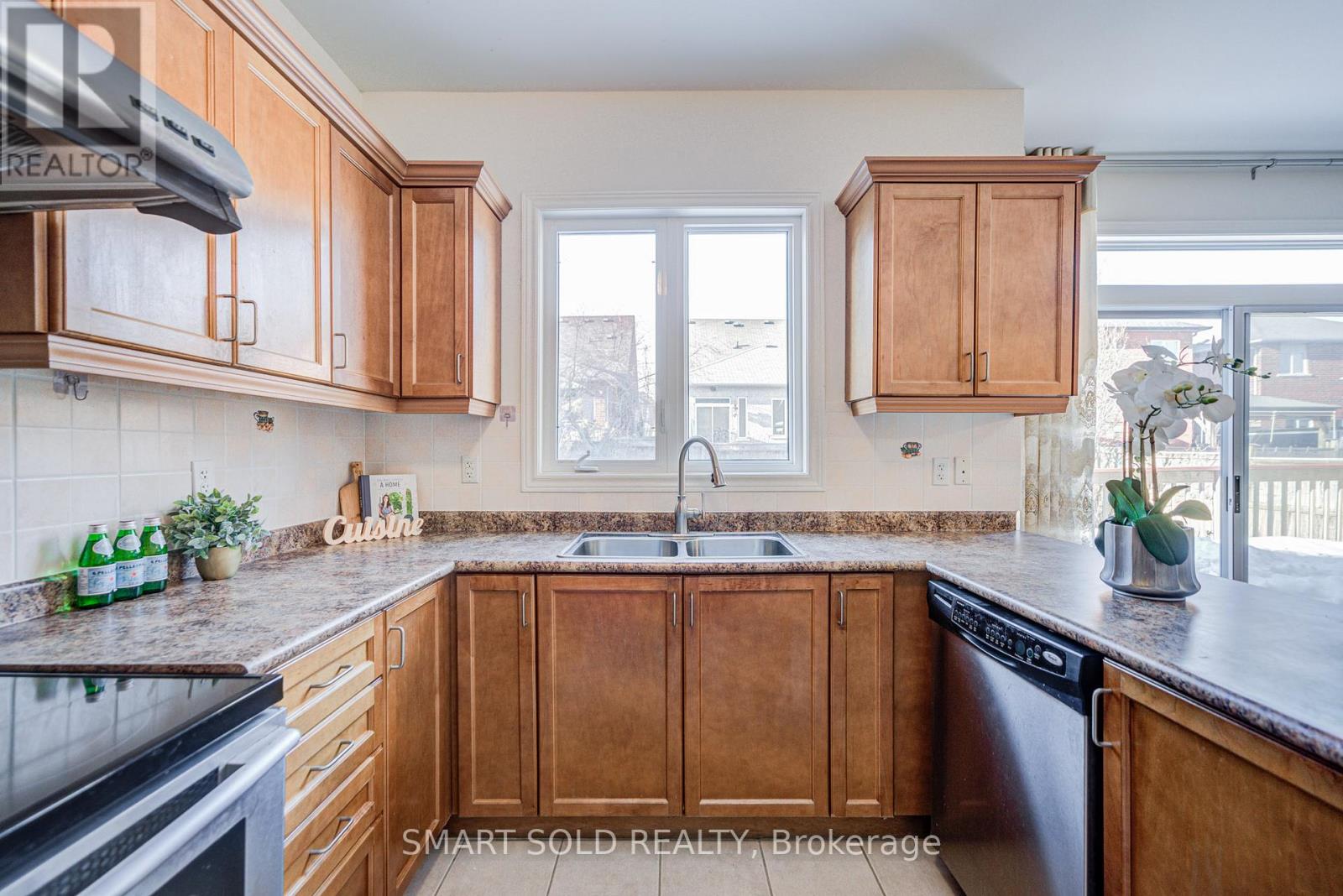 170 Ivy Glen Drive, Vaughan, Ontario  L6A 0P1 - Photo 19 - N12847186