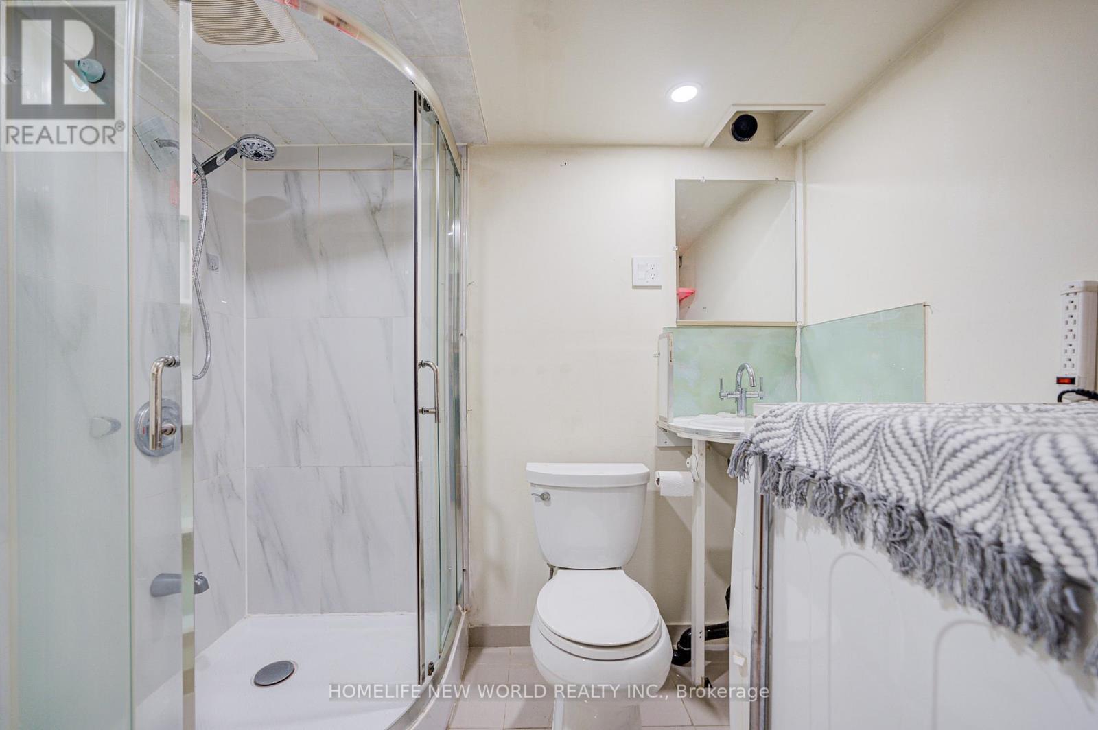 25 Spiv Grove Way, Markham, Ontario  L6E 0T6 - Photo 45 - N12847192