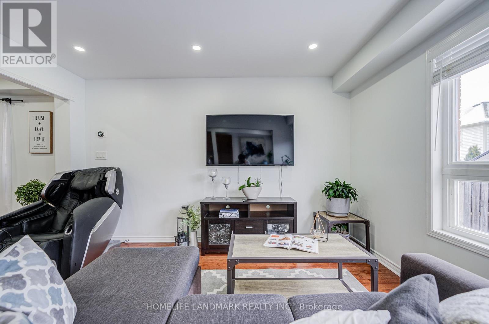 30 Richard Coulson Crescent, Whitchurch-Stouffville, Ontario  L4A 0G7 - Photo 12 - N12847202