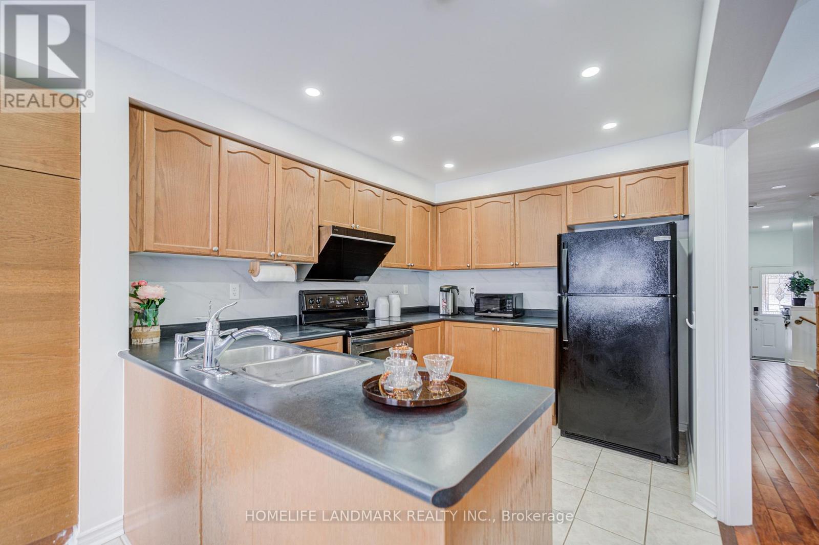 30 Richard Coulson Crescent, Whitchurch-Stouffville, Ontario  L4A 0G7 - Photo 15 - N12847202