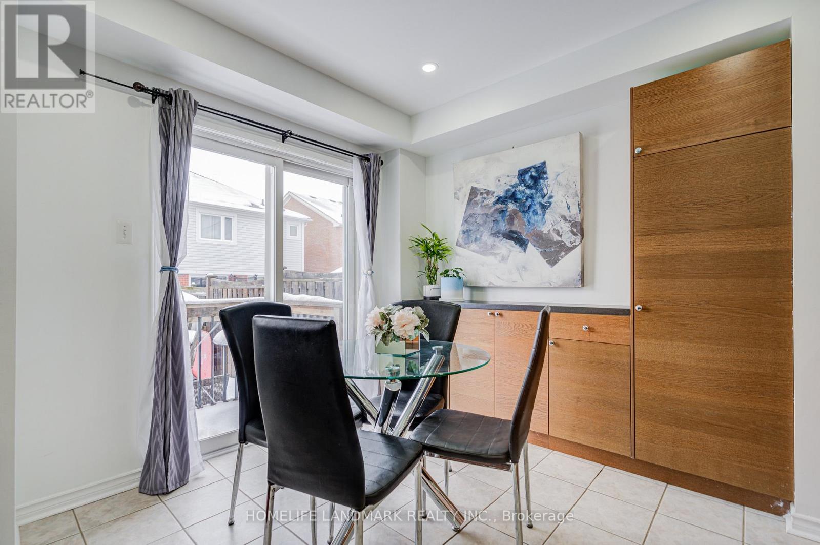 30 Richard Coulson Crescent, Whitchurch-Stouffville, Ontario  L4A 0G7 - Photo 17 - N12847202