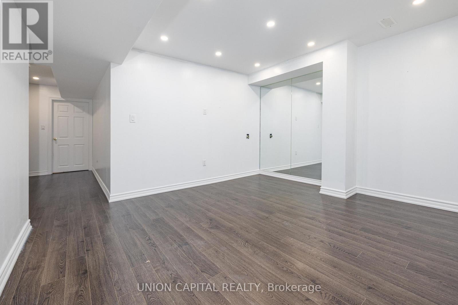 64 Collier Crescent, Markham, Ontario  L6E 0T2 - Photo 33 - N12847218