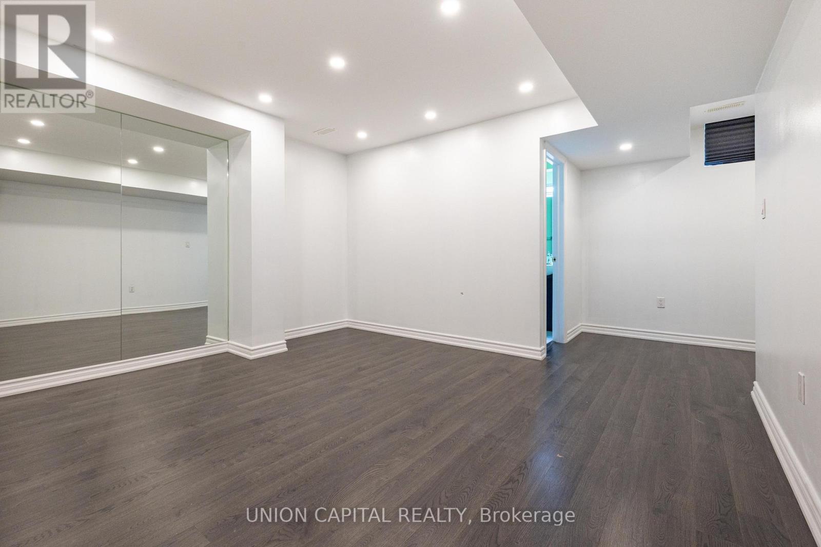 64 Collier Crescent, Markham, Ontario  L6E 0T2 - Photo 34 - N12847218