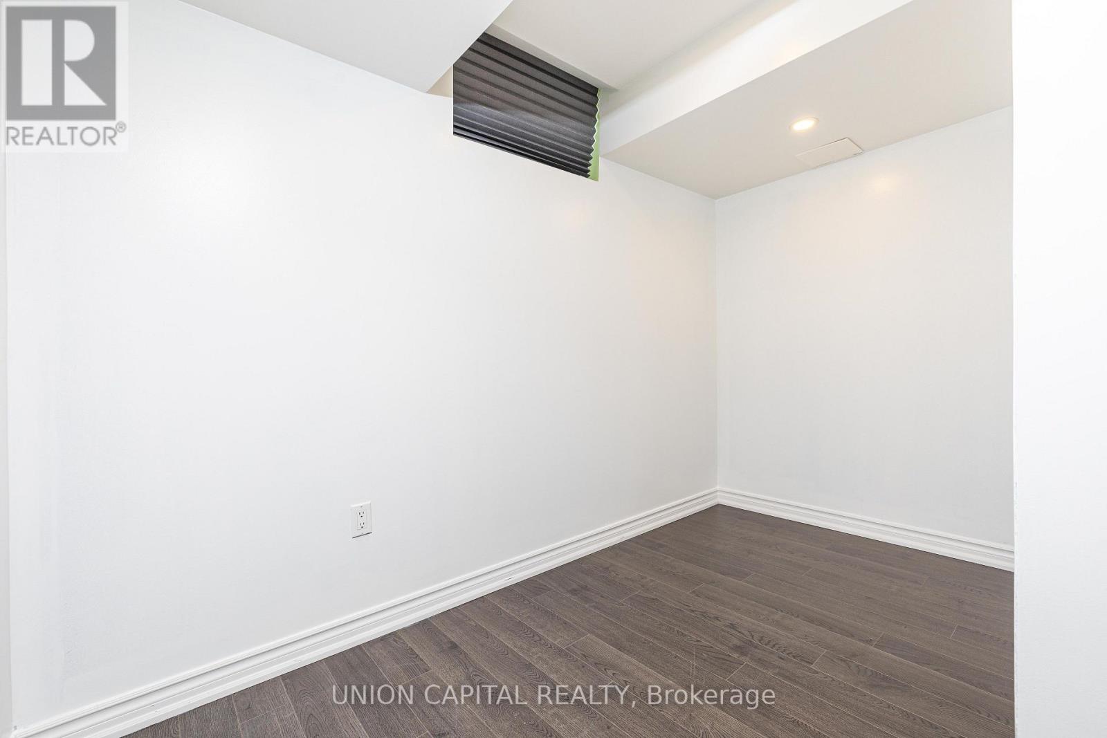 64 Collier Crescent, Markham, Ontario  L6E 0T2 - Photo 35 - N12847218