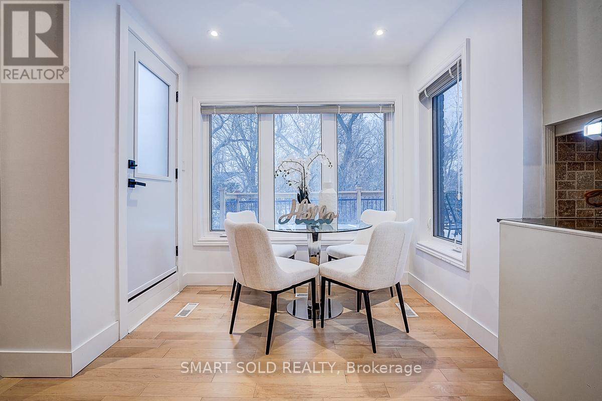 197 Garden Avenue, Richmond Hill, Ontario  L4C 6L8 - Photo 26 - N12847244