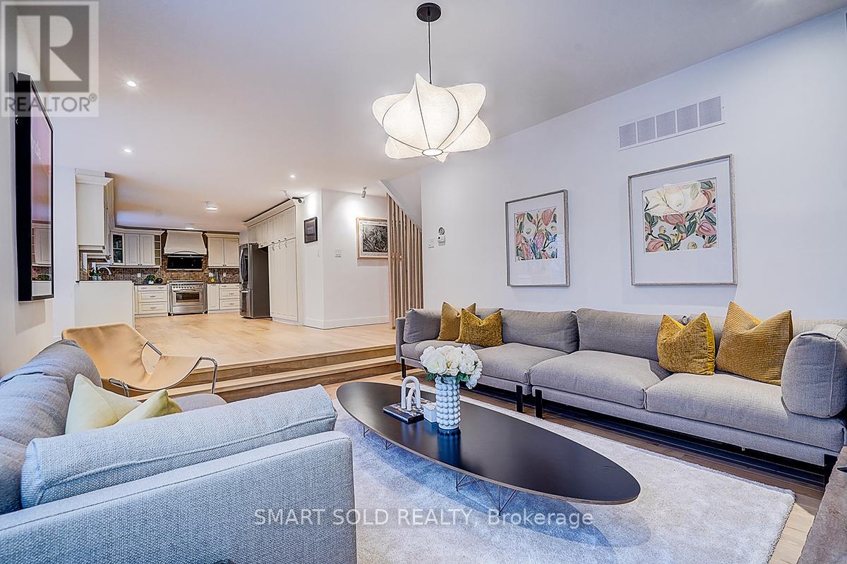 197 Garden Avenue, Richmond Hill, Ontario  L4C 6L8 - Photo 29 - N12847244