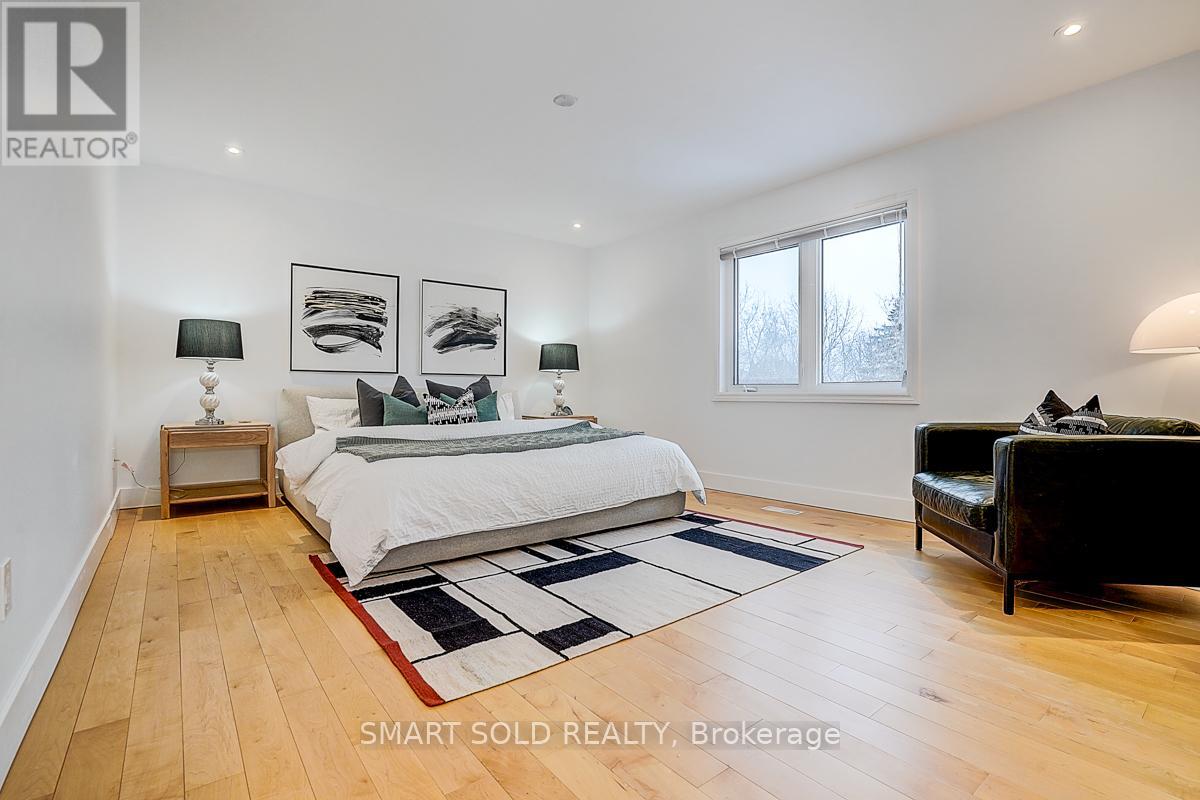 197 Garden Avenue, Richmond Hill, Ontario  L4C 6L8 - Photo 32 - N12847244