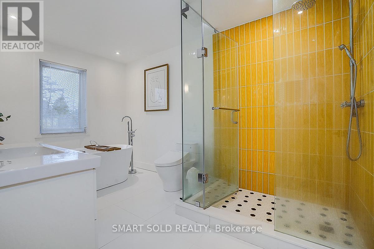 197 Garden Avenue, Richmond Hill, Ontario  L4C 6L8 - Photo 34 - N12847244