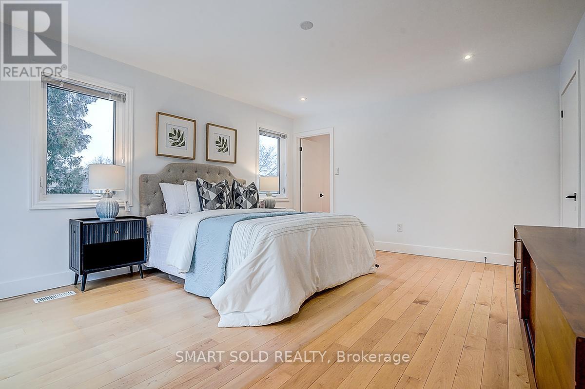 197 Garden Avenue, Richmond Hill, Ontario  L4C 6L8 - Photo 38 - N12847244