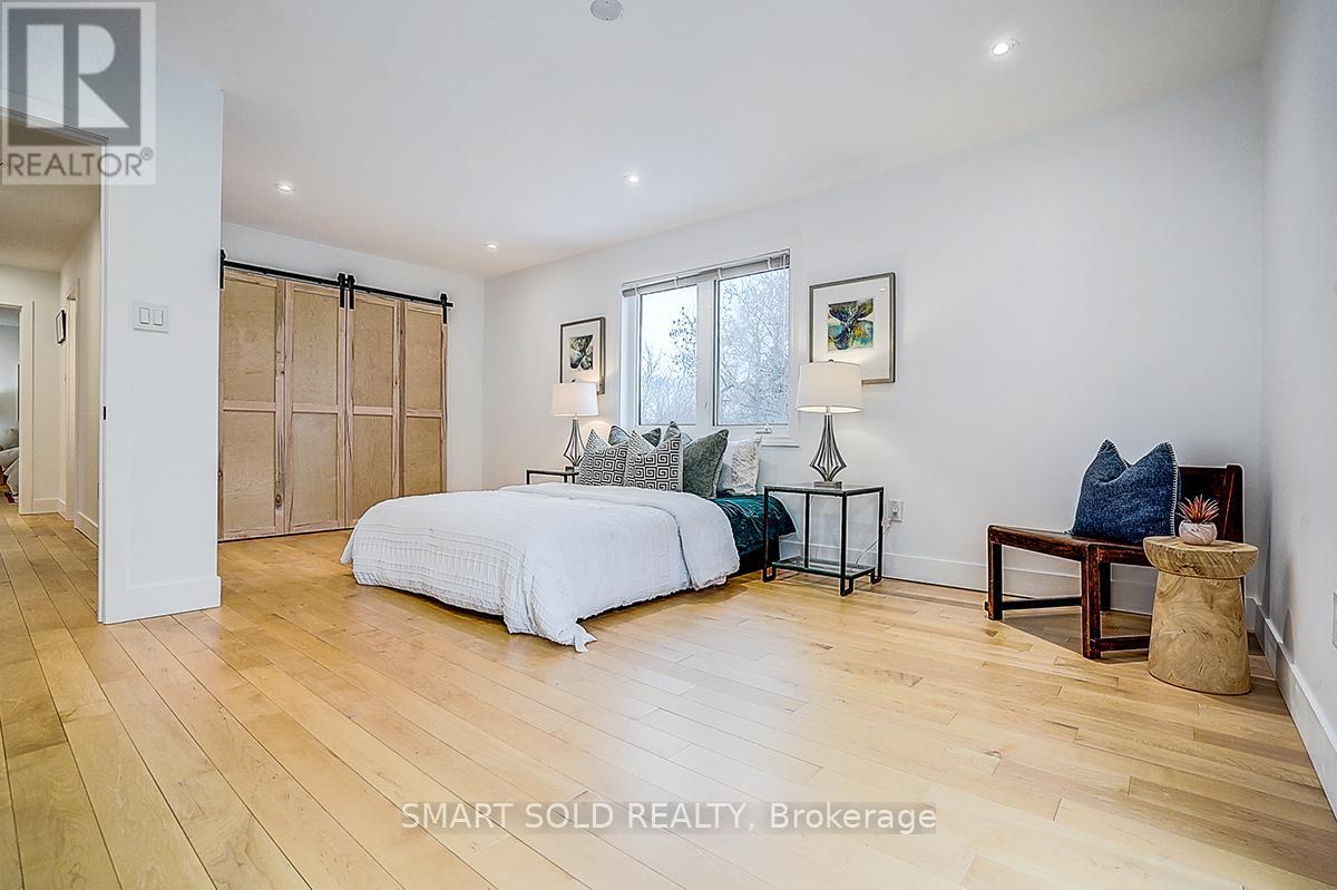 197 Garden Avenue, Richmond Hill, Ontario  L4C 6L8 - Photo 41 - N12847244