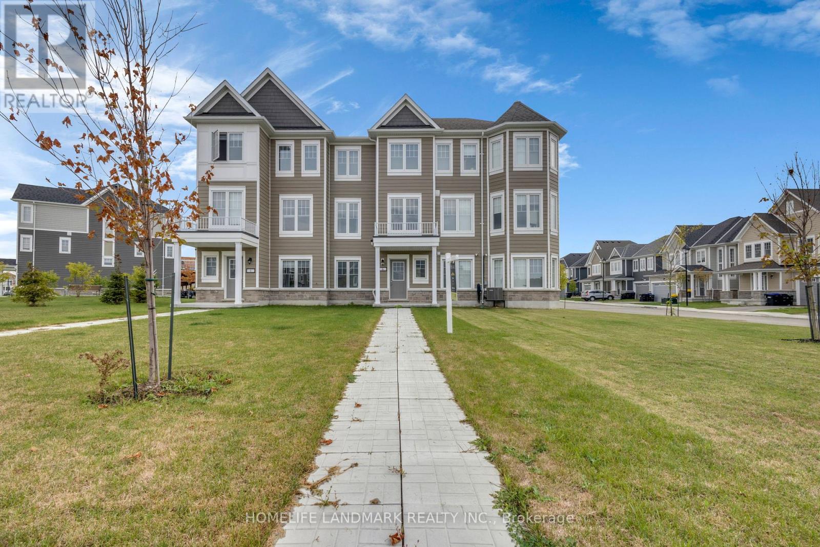 6 Spencer Boulevard, Wasaga Beach, Ontario  L9Z 0K1 - Photo 2 - S12847252