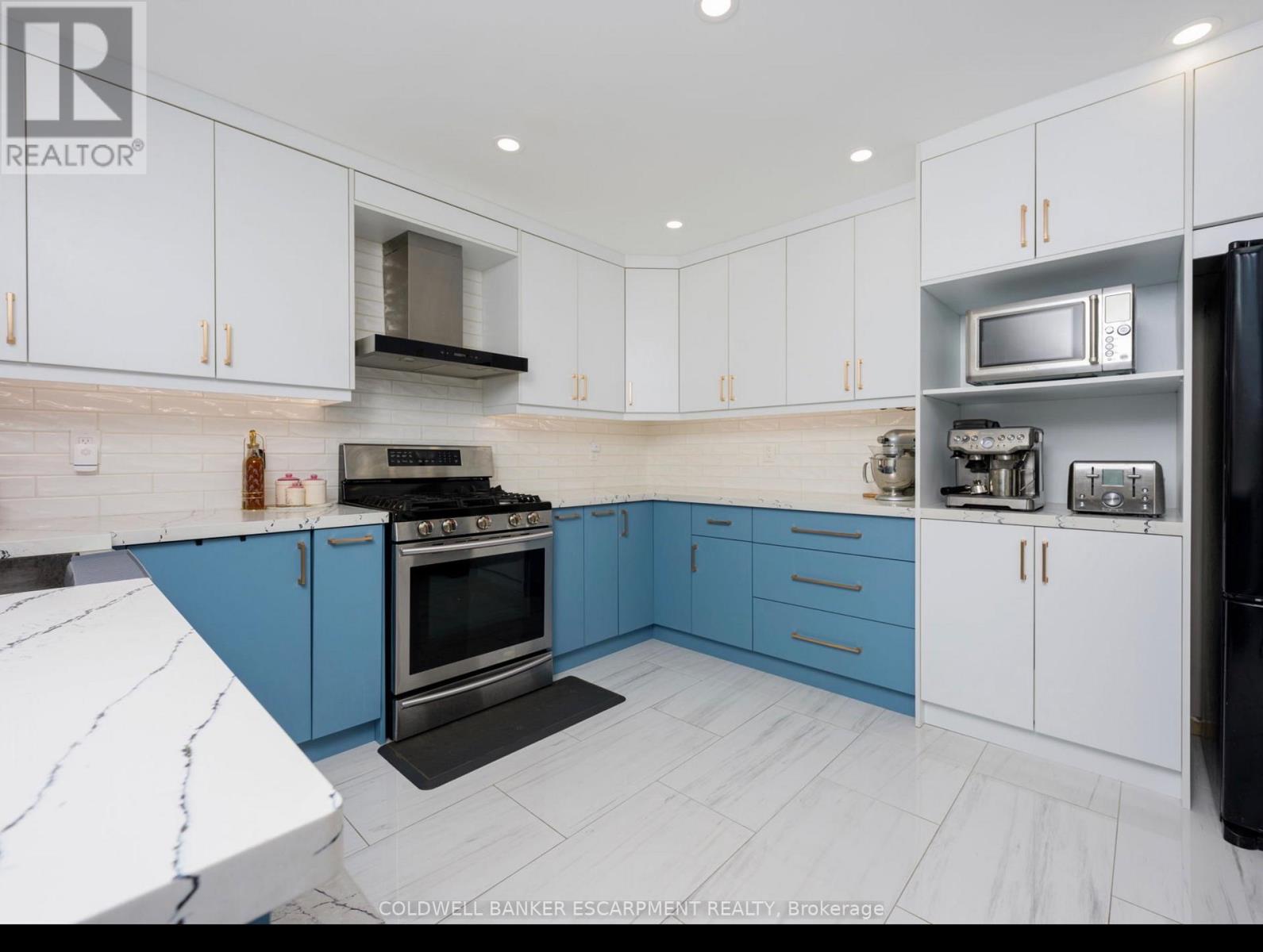 420 Trudeau Drive, Milton, Ontario  L9T 5K9 - Photo 9 - W12846490