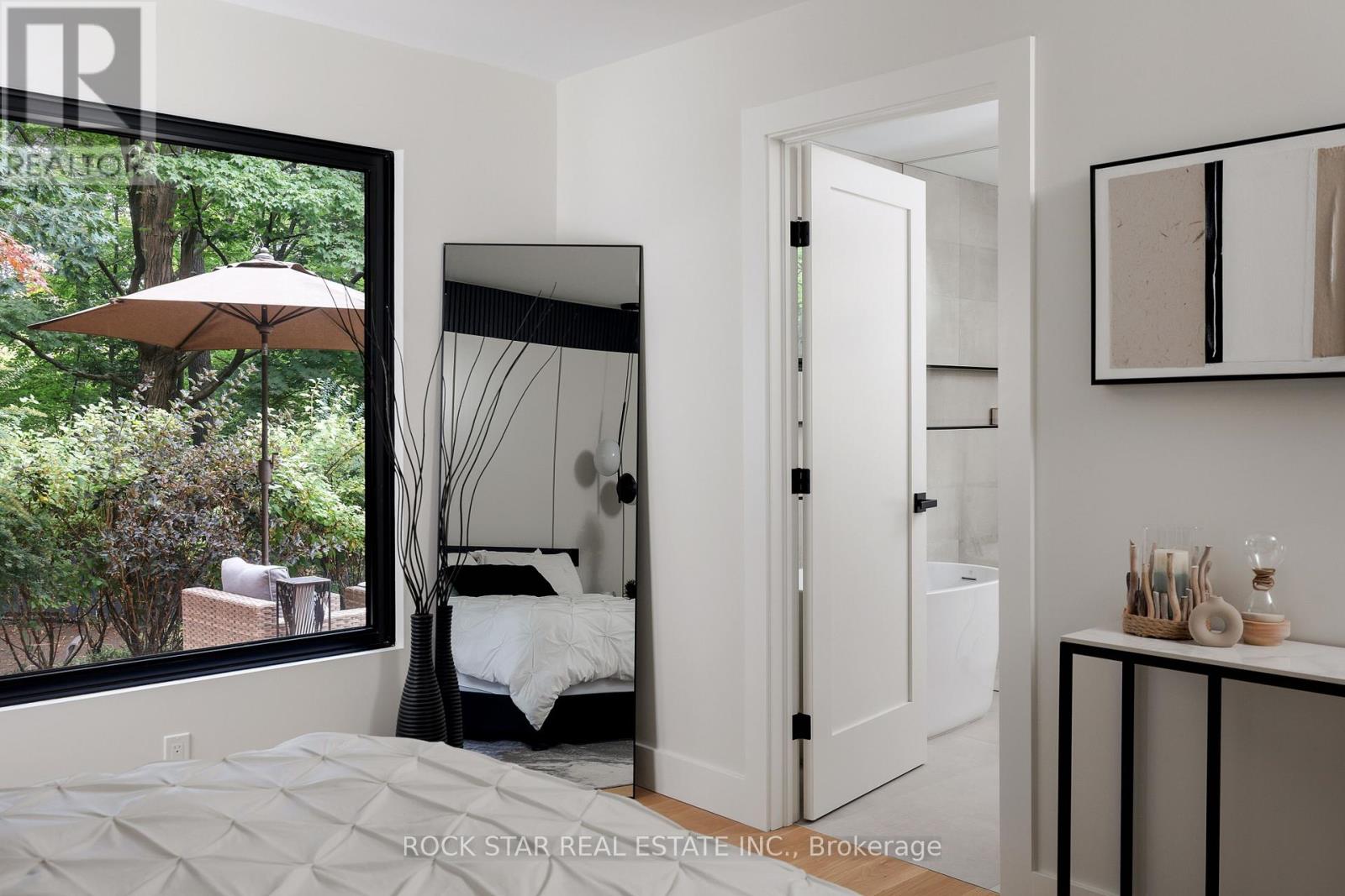 1113 Greenoaks Drive, Mississauga, Ontario  L5J 3A1 - Photo 26 - W12847178