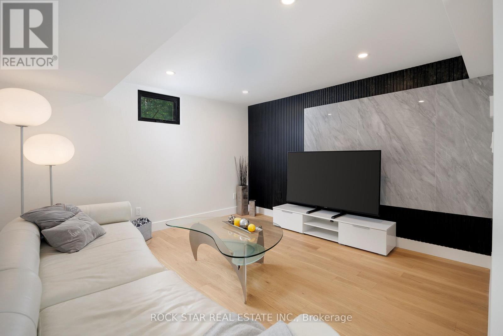 1113 Greenoaks Drive, Mississauga, Ontario  L5J 3A1 - Photo 36 - W12847178