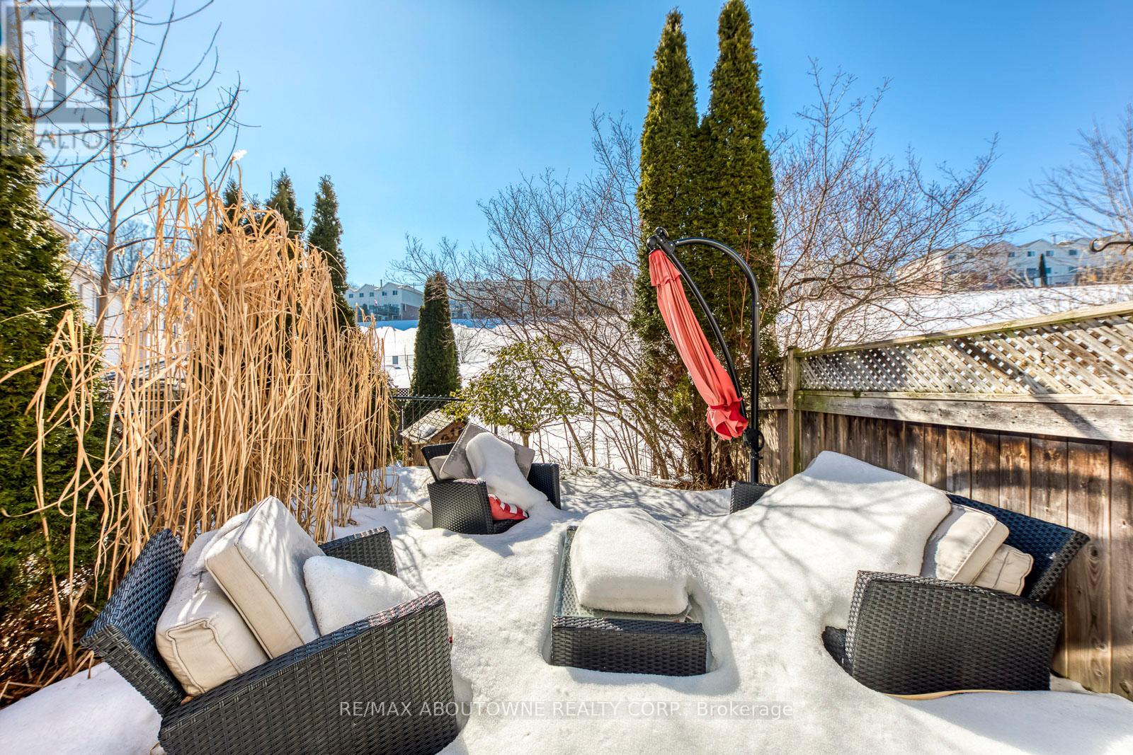 34 Palomino Trail, Halton Hills, Ontario  L7G 6E9 - Photo 34 - W12847200