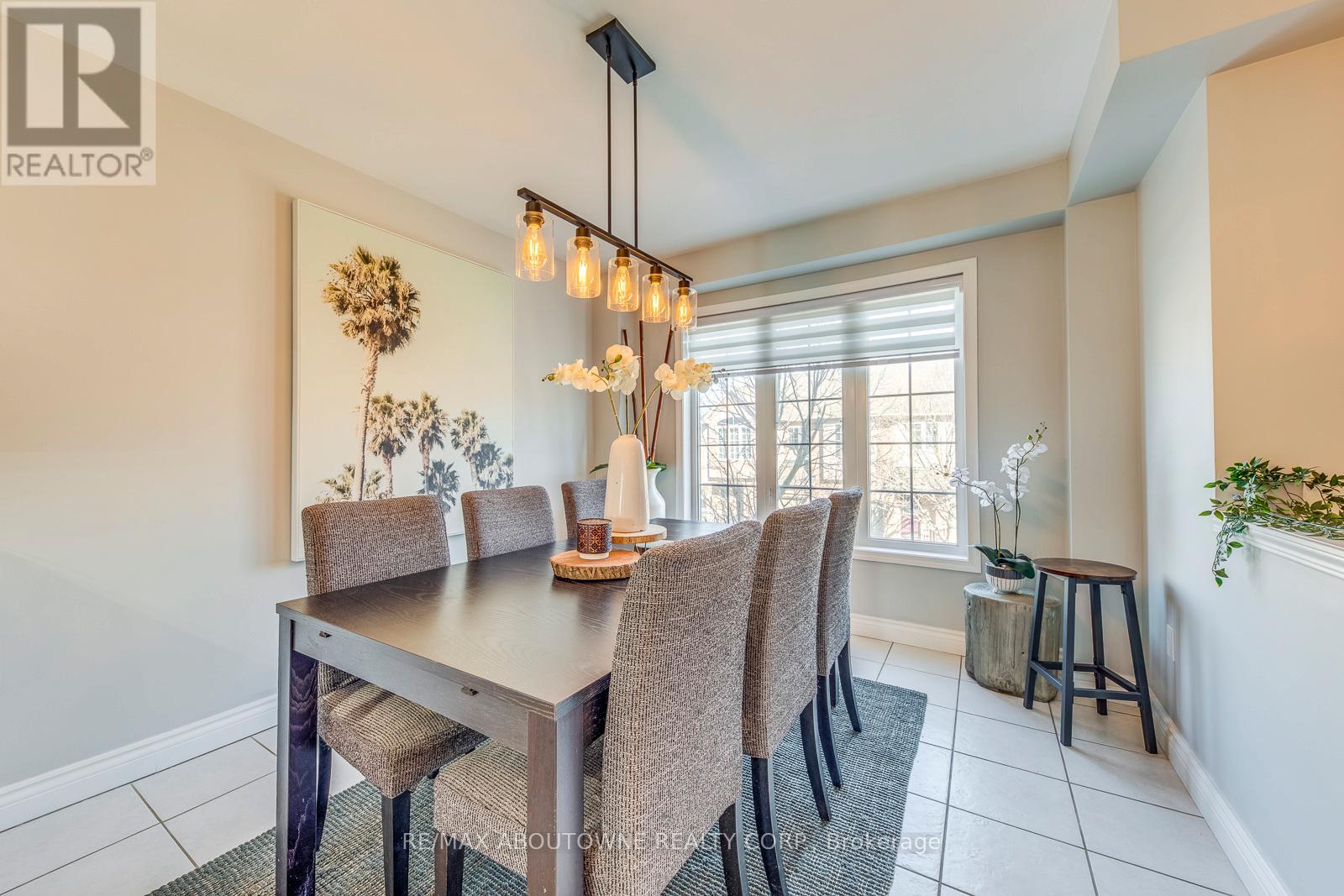 34 Palomino Trail, Halton Hills, Ontario  L7G 6E9 - Photo 8 - W12847200