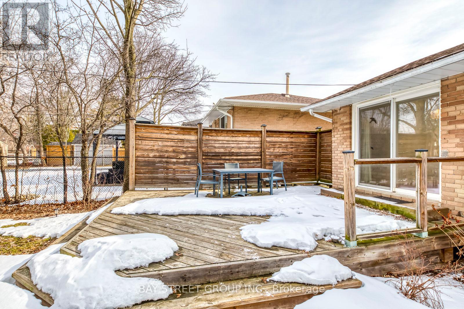 49 Rayne Avenue, Oakville, Ontario  L6H 1C1 - Photo 41 - W12847220