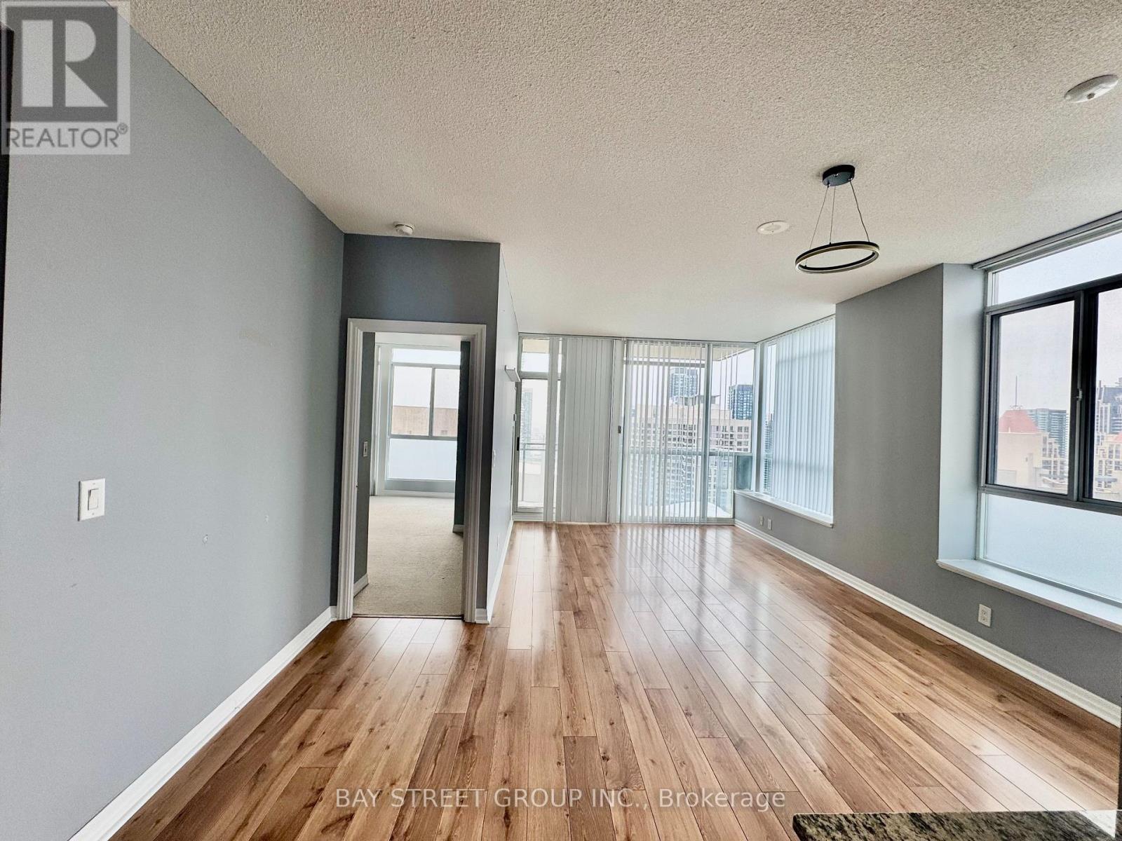 3302 - 225 Webb Drive, Mississauga, Ontario  L5B 4P2 - Photo 4 - W12847222
