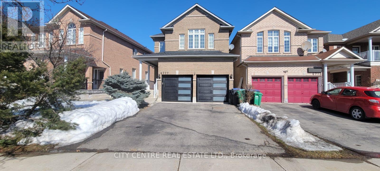 4777 Glasshill Grove, Mississauga, Ontario  L5M 7R6 - Photo 2 - W12847234