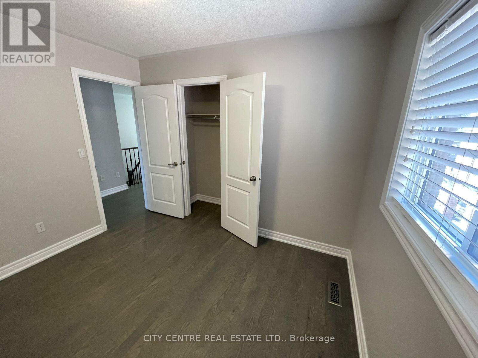 4777 Glasshill Grove, Mississauga, Ontario  L5M 7R6 - Photo 20 - W12847234