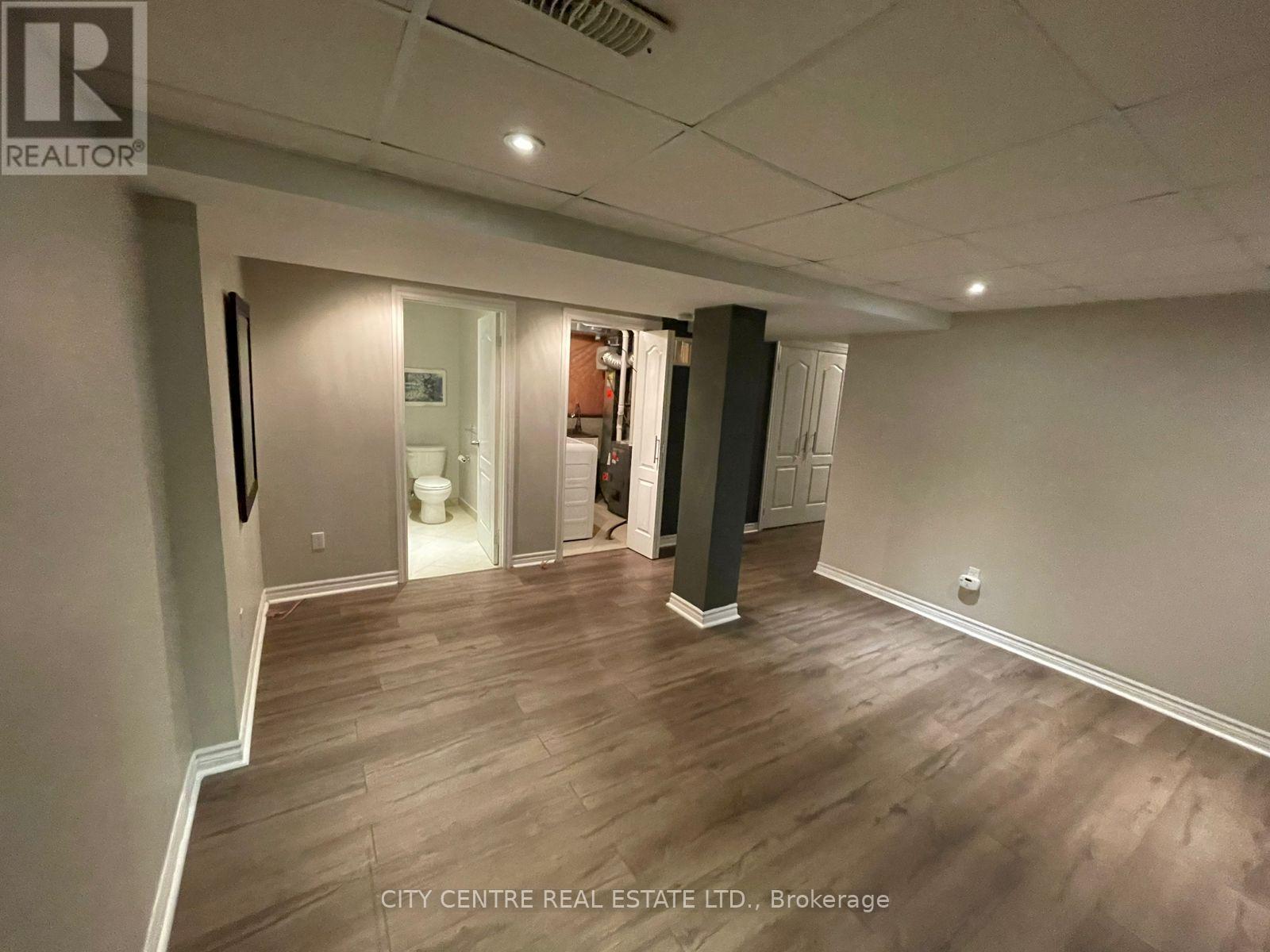 4777 Glasshill Grove, Mississauga, Ontario  L5M 7R6 - Photo 33 - W12847234