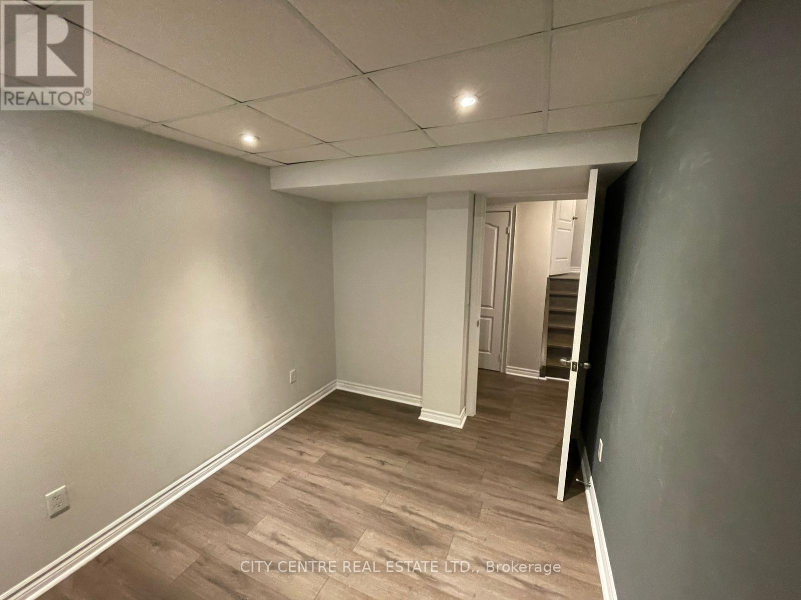 4777 Glasshill Grove, Mississauga, Ontario  L5M 7R6 - Photo 36 - W12847234