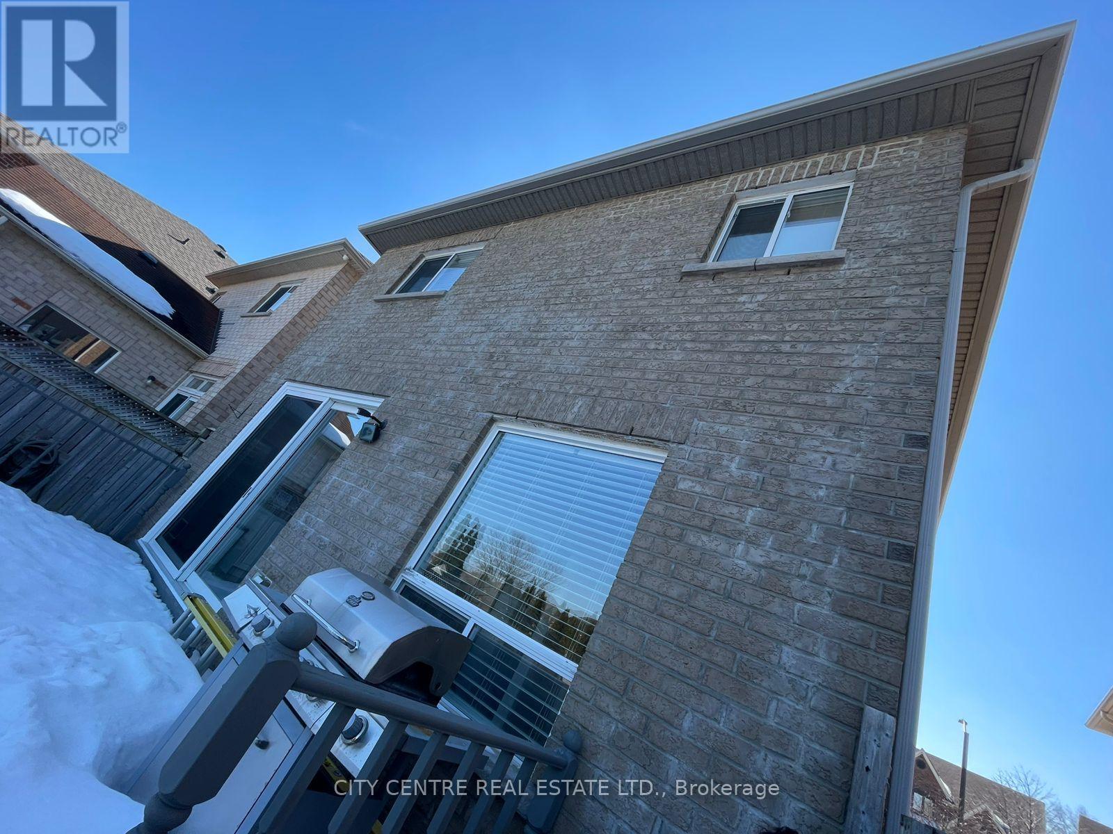 4777 Glasshill Grove, Mississauga, Ontario  L5M 7R6 - Photo 38 - W12847234