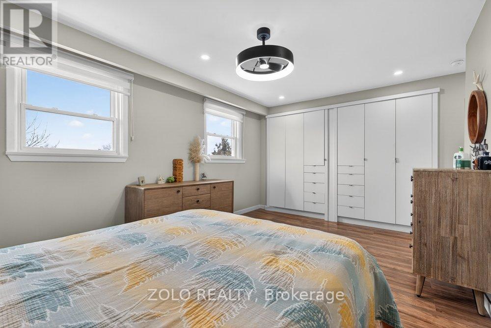 20 Bridesburg Drive, Toronto, Ontario  M9R 2K3 - Photo 19 - W12847240