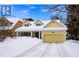 17 ELSTREE ROAD, Toronto, Ontario