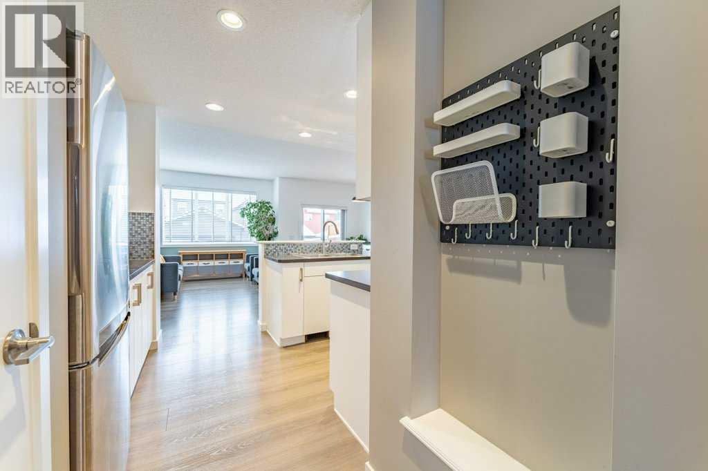 74 Evansridge Crescent Nw, Calgary, Alberta  T3P 0J2 - Photo 4 - A2286318