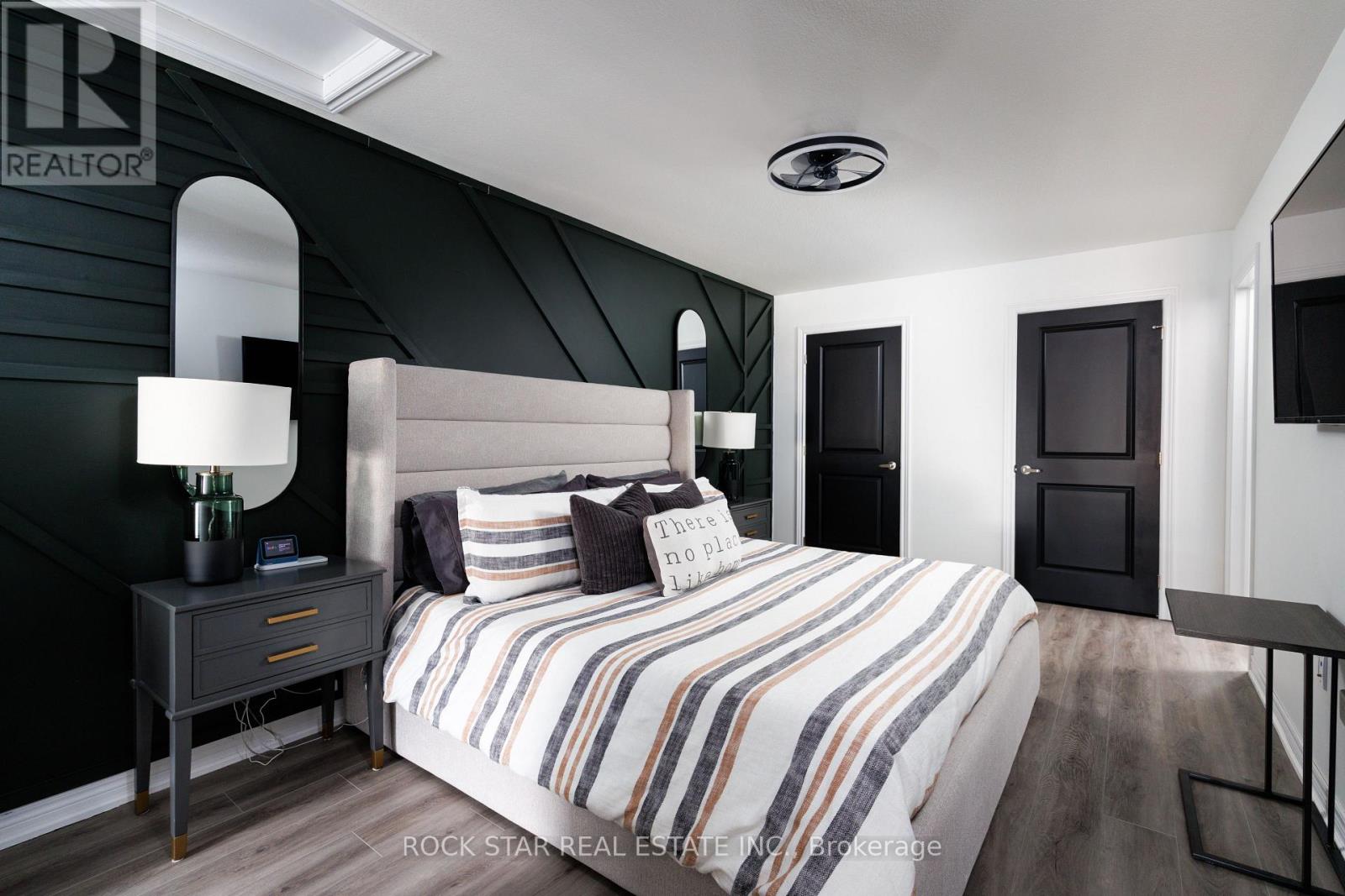 39 - 575 Woodward Avenue, Hamilton, Ontario  L8H 0B3 - Photo 2 - X12847168