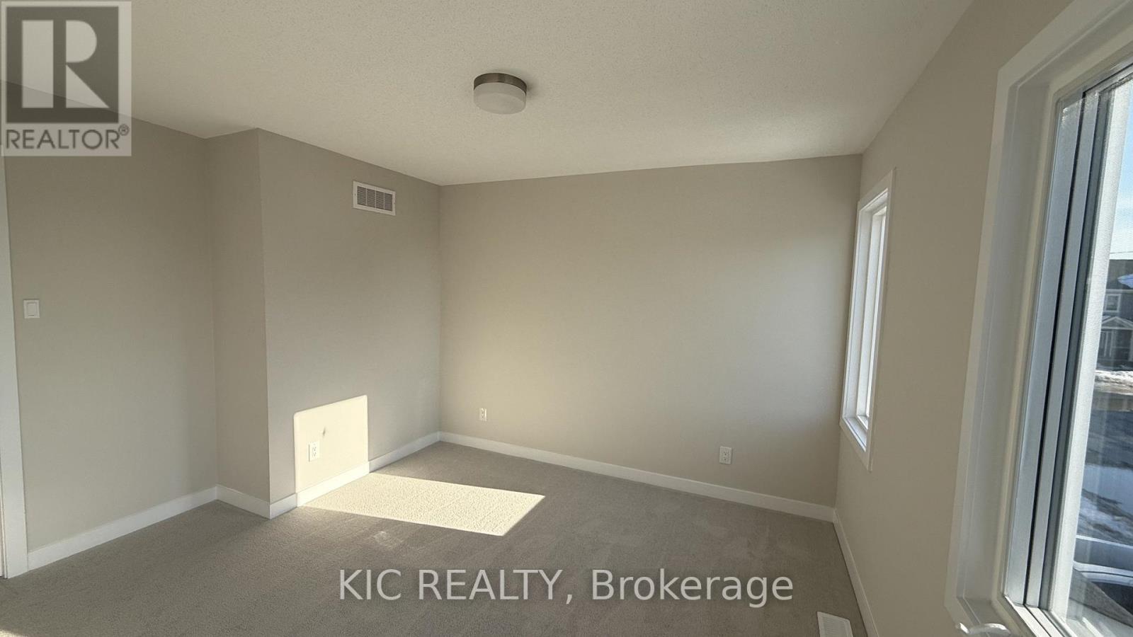 135 Ryan Reynolds Way, Ottawa, Ontario  K4A 5T5 - Photo 10 - X12847216