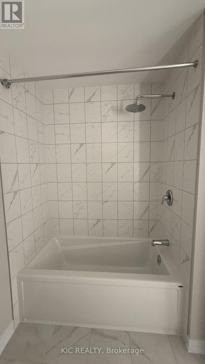 135 Ryan Reynolds Way, Ottawa, Ontario  K4A 5T5 - Photo 11 - X12847216