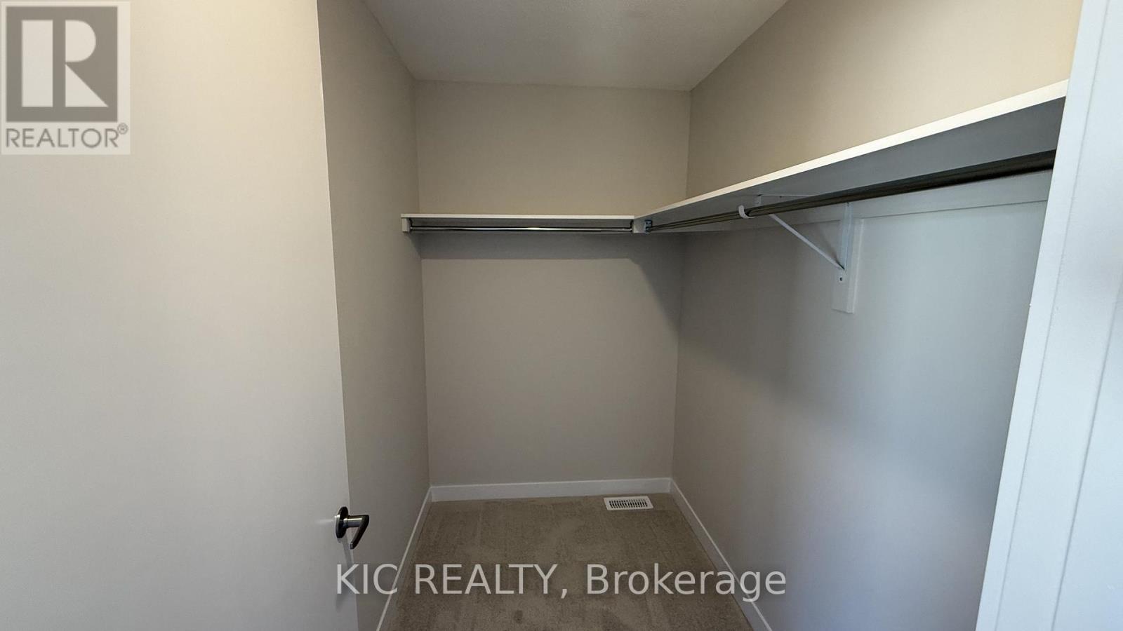 135 Ryan Reynolds Way, Ottawa, Ontario  K4A 5T5 - Photo 12 - X12847216