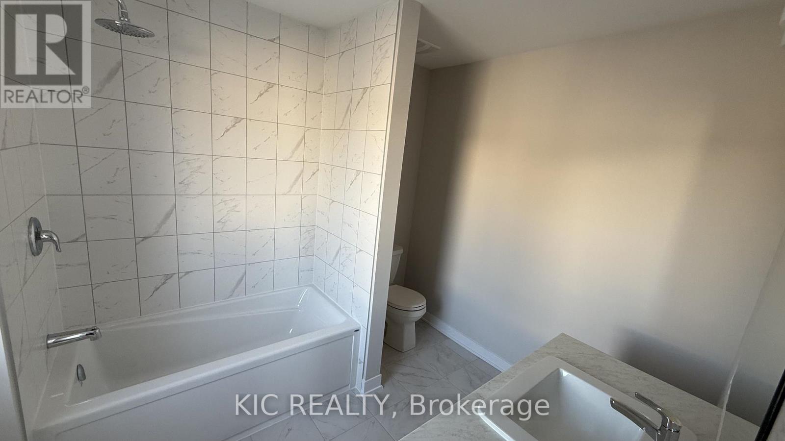 135 Ryan Reynolds Way, Ottawa, Ontario  K4A 5T5 - Photo 13 - X12847216