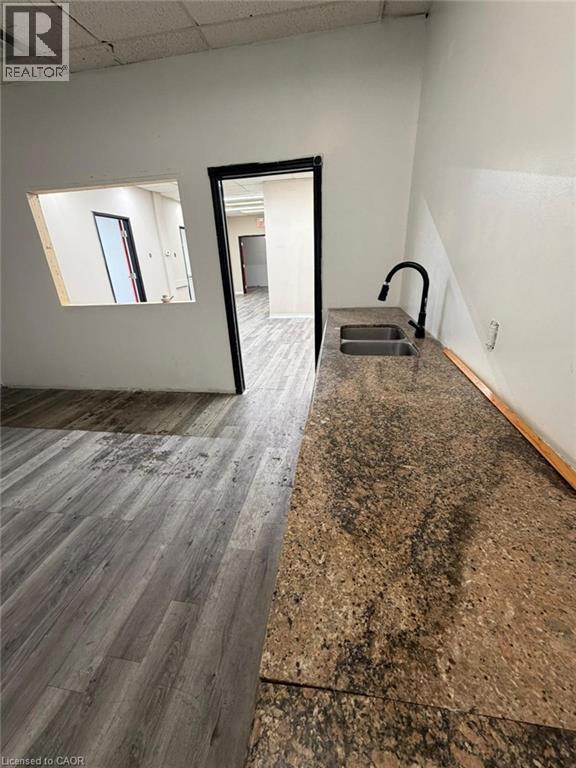 318 Queenston Road Unit# H, Hamilton, Ontario  L8K 1H5 - Photo 5 - 40797397