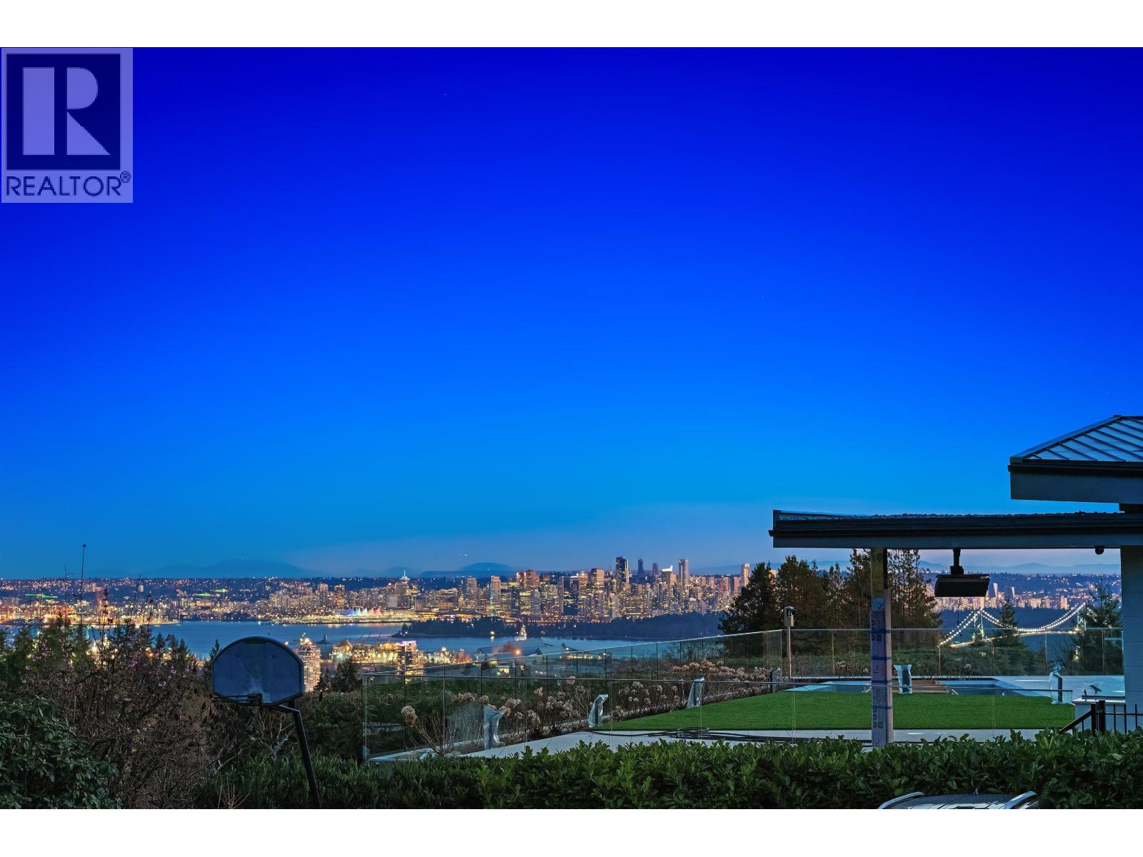 685 King Georges Way, West Vancouver, British Columbia  V7S 1S2 - Photo 2 - R3091107