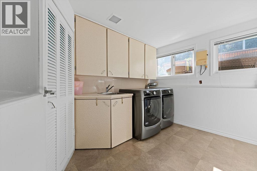 685 King Georges Way, West Vancouver, British Columbia  V7S 1S2 - Photo 35 - R3091107