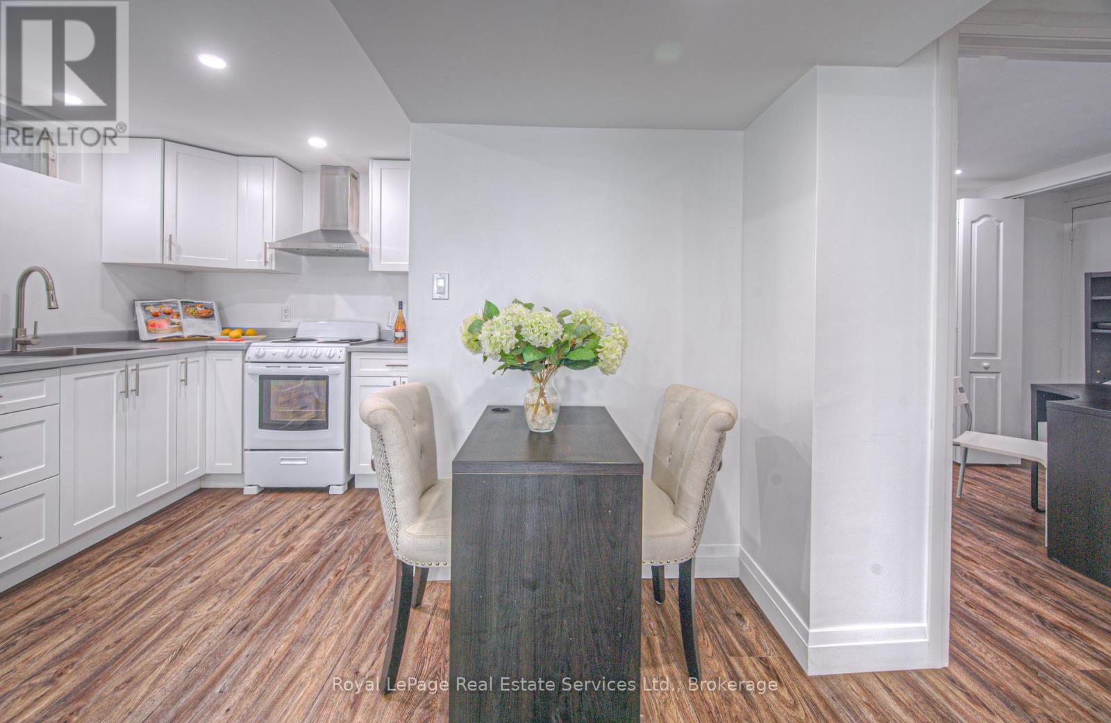 92 Adam Street, Cambridge, Ontario  N3C 2K6 - Photo 36 - X12833760