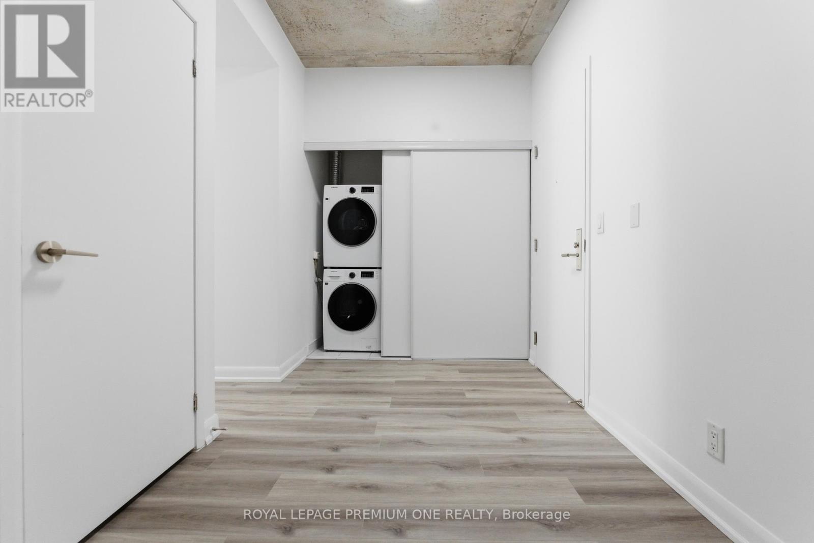 902 - 478 King Street W, Toronto, Ontario  M5V 0A8 - Photo 3 - C12847284