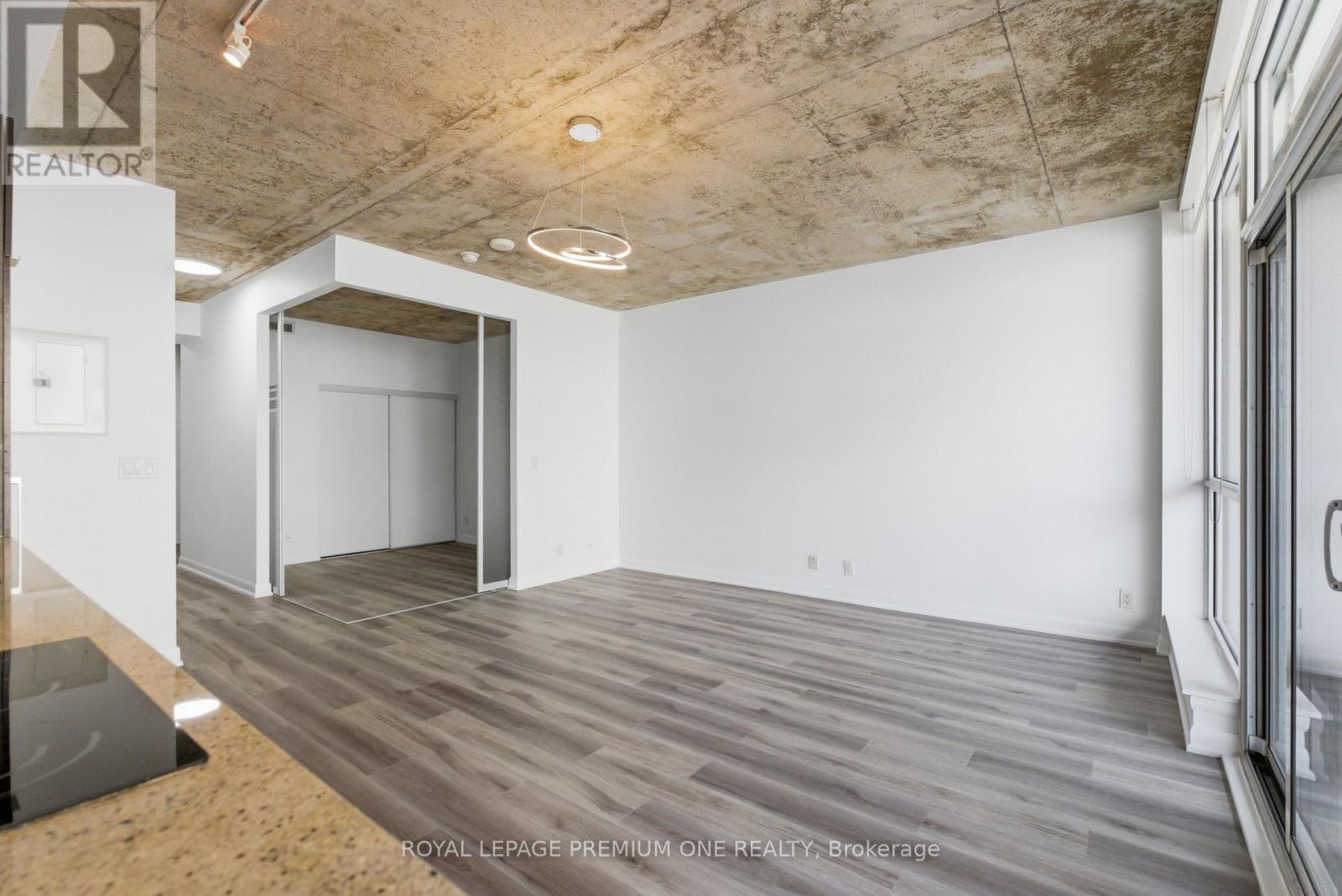 902 - 478 King Street W, Toronto, Ontario  M5V 0A8 - Photo 8 - C12847284