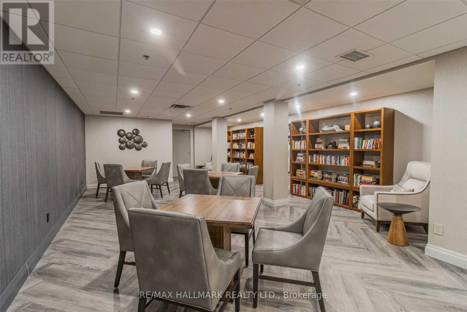 1 Leaside Park Drive, Toronto, Ontario  M4H 1R1 - Photo 6 - C12847294