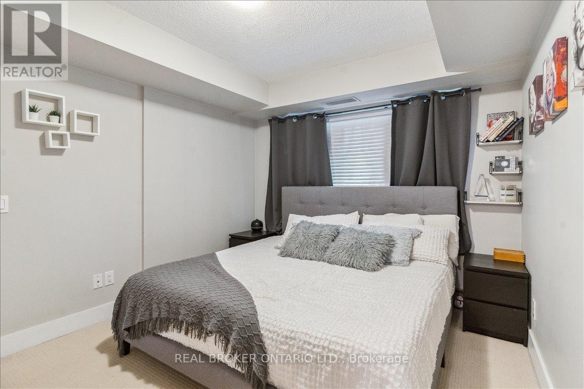 401 - 1215 Bayly Street, Pickering, Ontario  L1W 1L7 - Photo 8 - E12847276