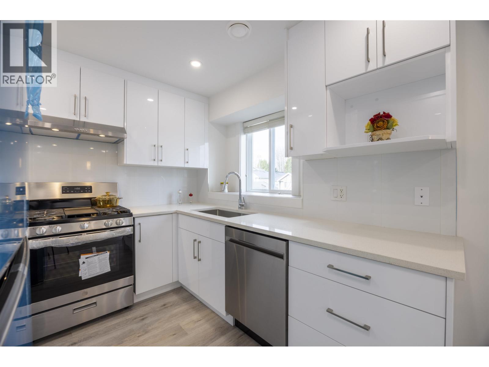 5705 Woodsworth Street, Burnaby, British Columbia  V5G 1S6 - Photo 28 - R3096411