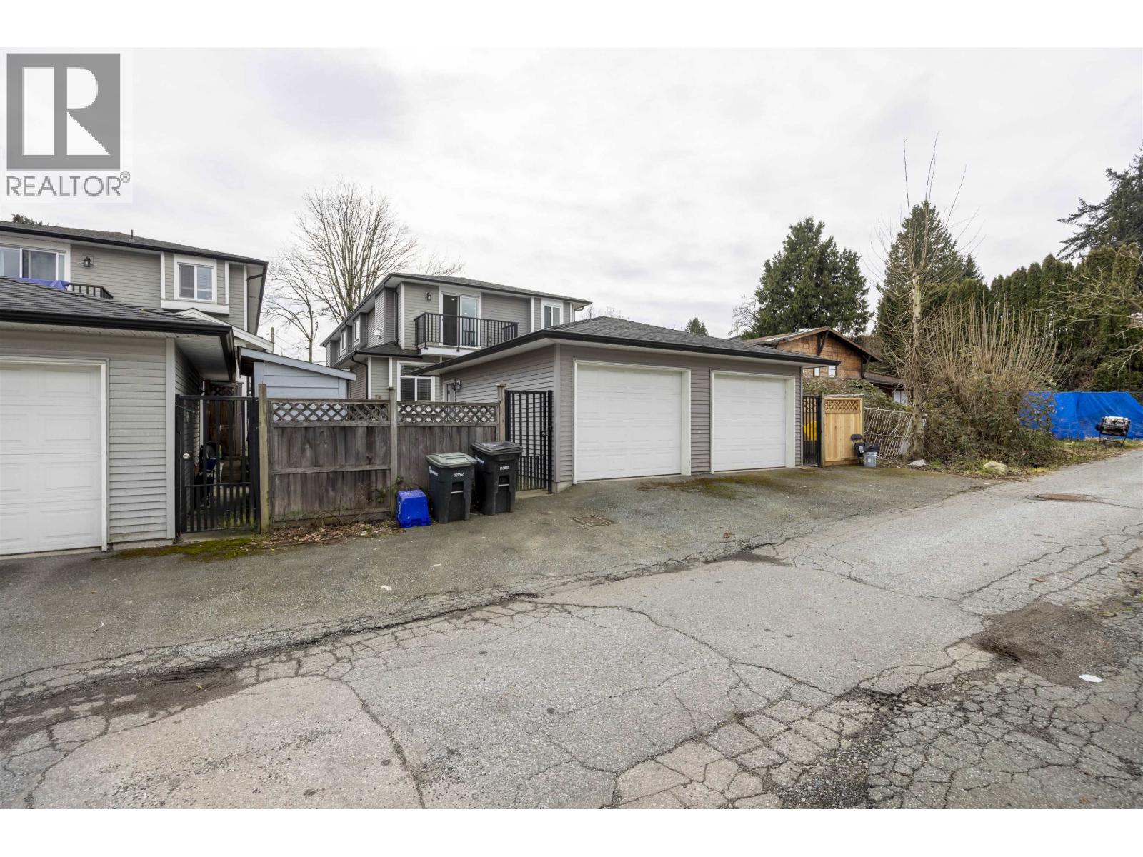 5705 Woodsworth Street, Burnaby, British Columbia  V5G 1S6 - Photo 6 - R3096411