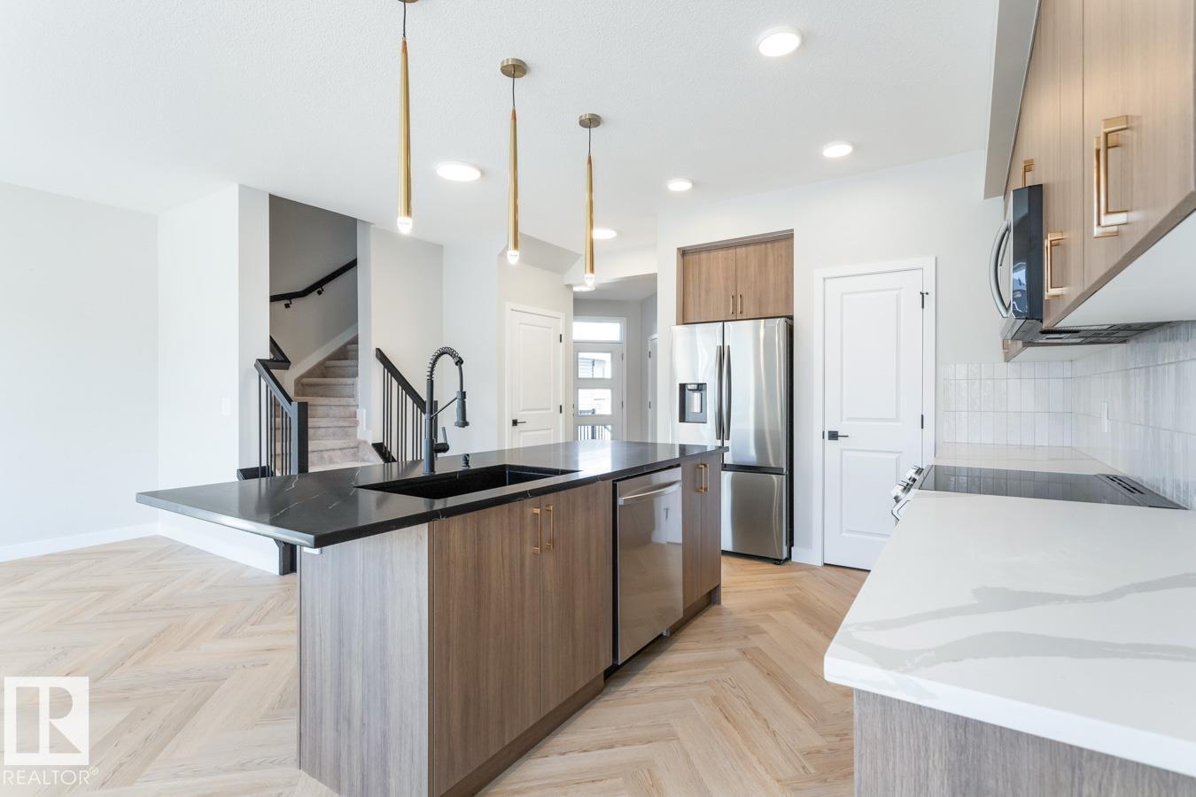 144 Catria Pt, Sherwood Park, Alberta  T8H 3B1 - Photo 16 - E4467901