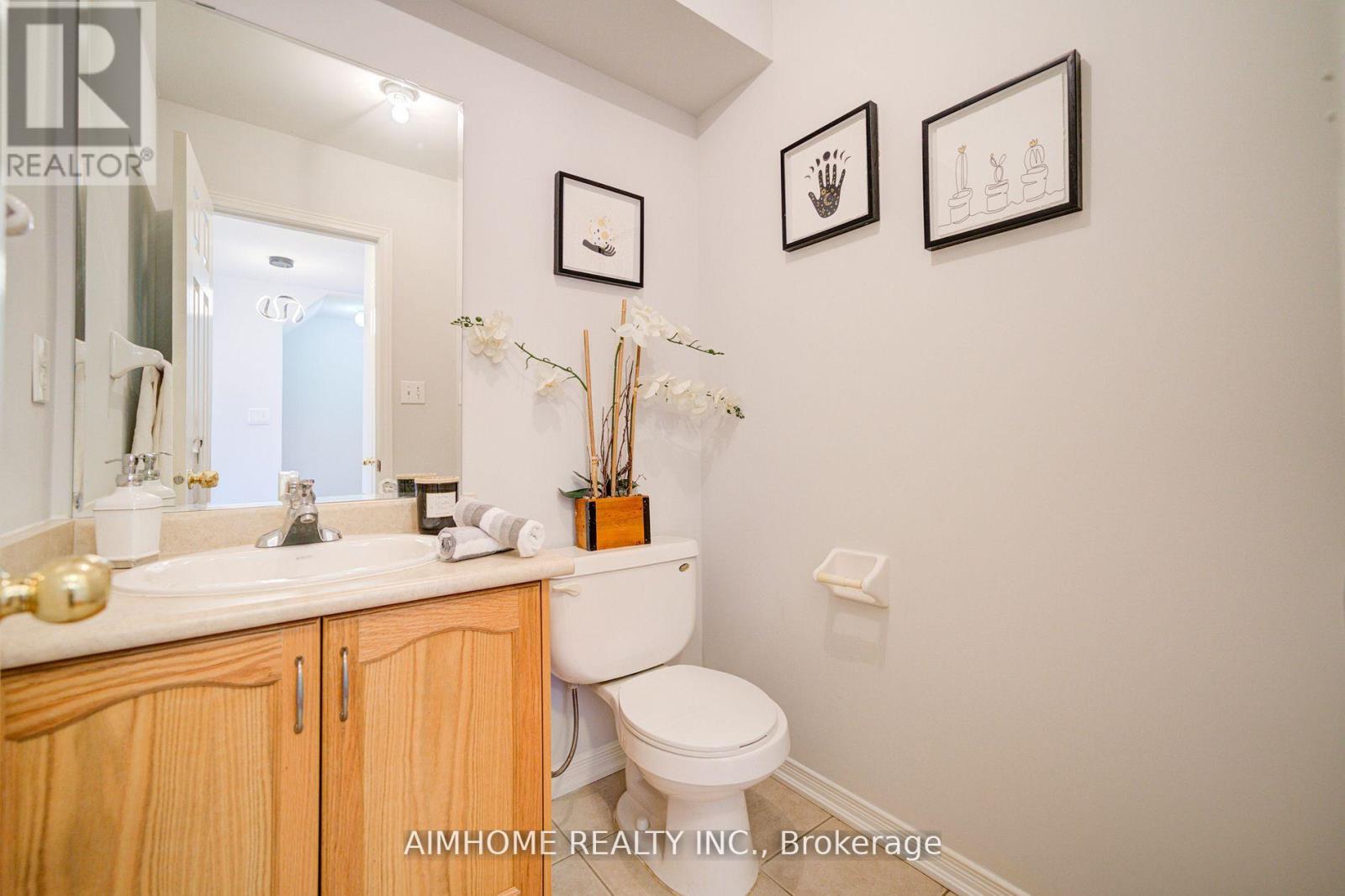 27 Warrington Way, Markham, Ontario  L6C 0B9 - Photo 14 - N12847262