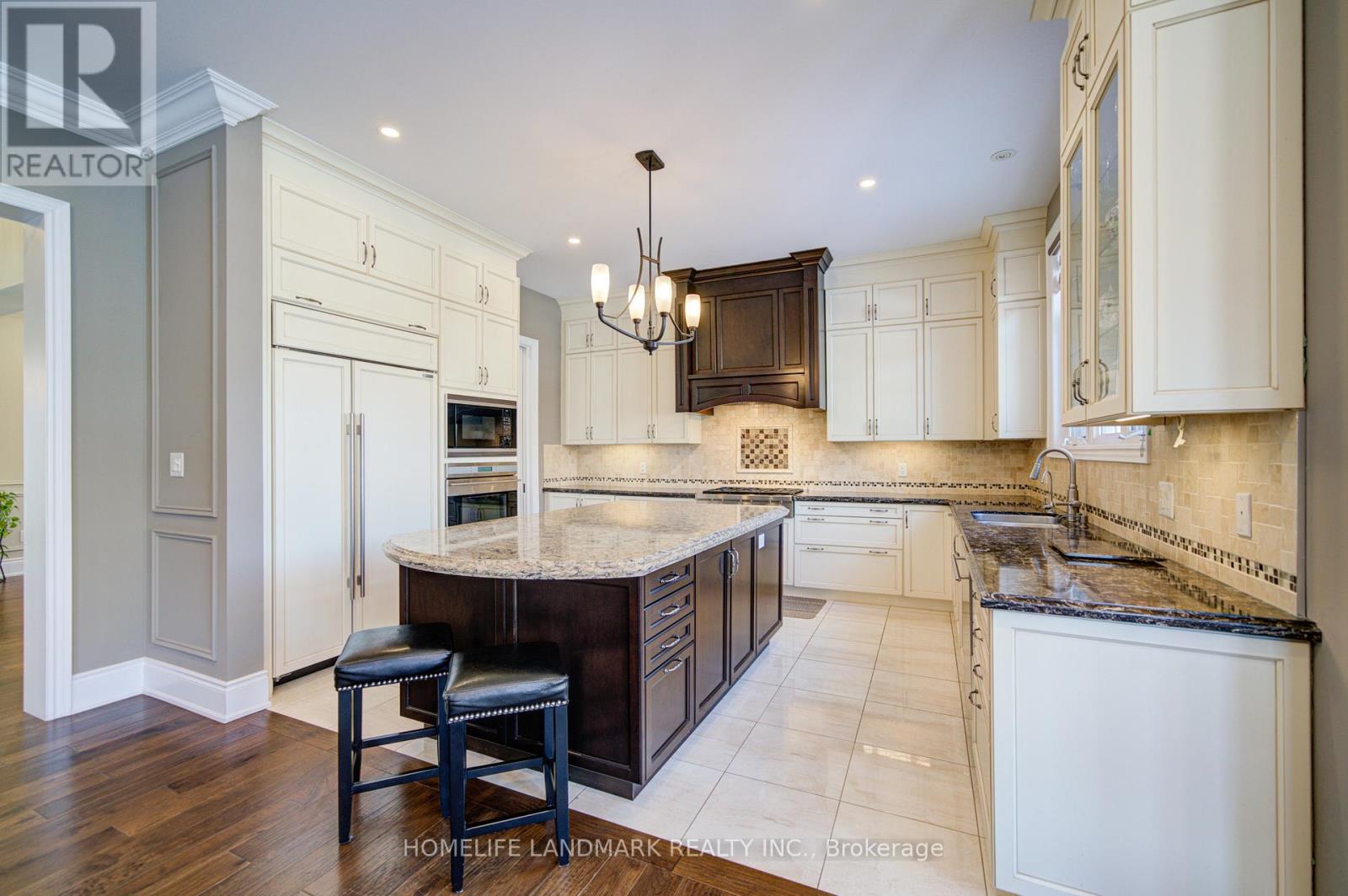 6 Stollery Pond Crescent, Markham, Ontario  L6C 0P5 - Photo 16 - N12847280