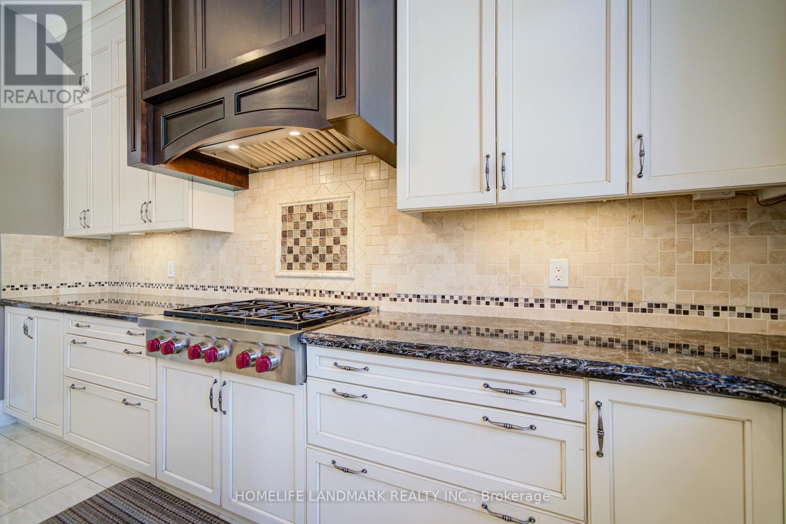 6 Stollery Pond Crescent, Markham, Ontario  L6C 0P5 - Photo 21 - N12847280