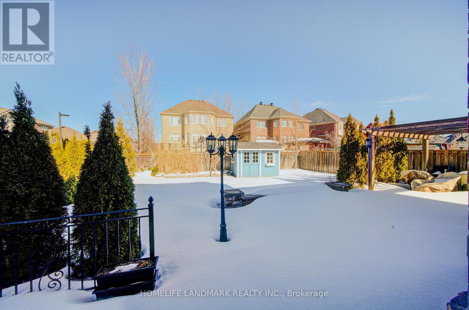 6 Stollery Pond Crescent, Markham, Ontario  L6C 0P5 - Photo 39 - N12847280